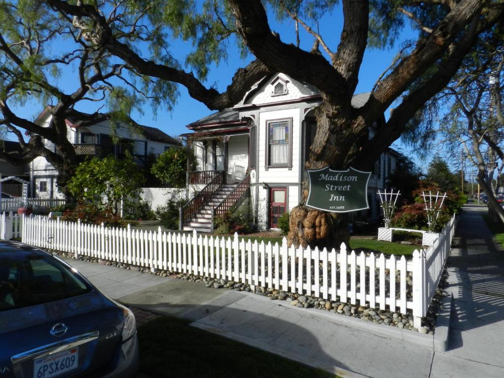 Madison Street Inn B&B Санта Клара Экстерьер фото
